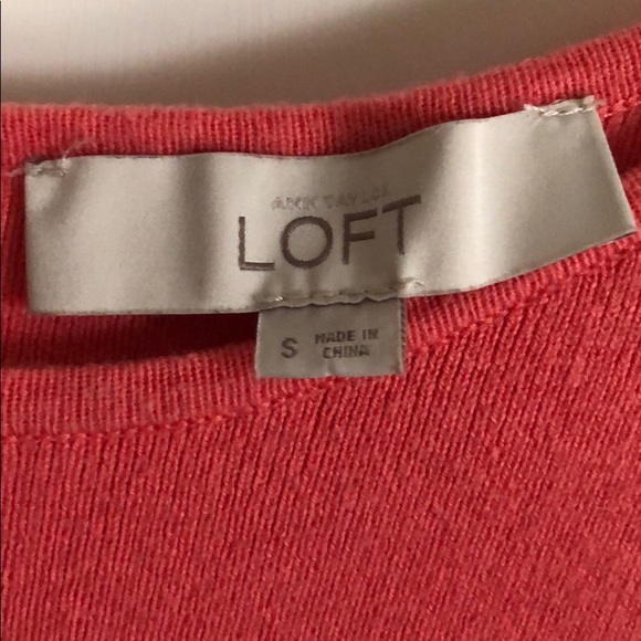 LOFT Coral knit peplum shirt size S - Picture 2 of 3